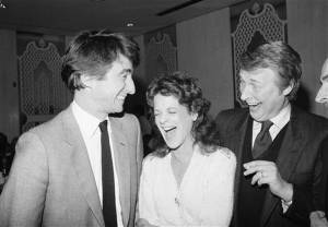 Sam Waterston, left, and Gilda Radner, center, having a laugh with the great Mike Nichols. (image via kansas.com)
